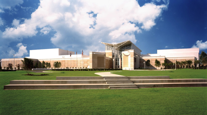Surface 678 - Airborne & Special Operations Museum
